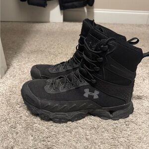 Under Armour Men’s boots size 10
